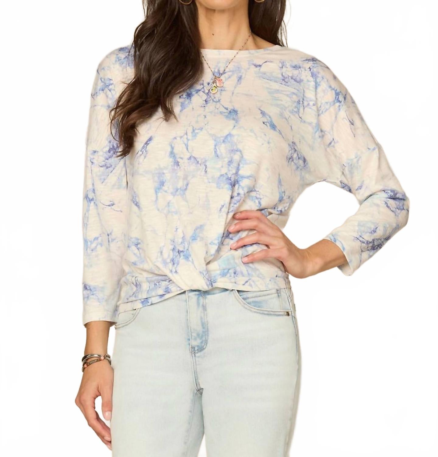 Three Quarter Sleeve Scoop Neck Knit Top In Blue