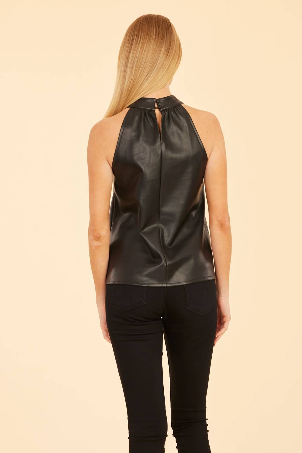 Hashi Halter Top In Black