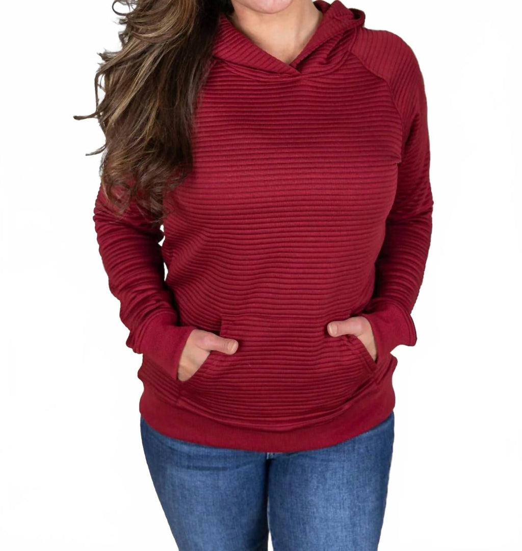 Tatum Hooded Sweatshirt In Burgundy