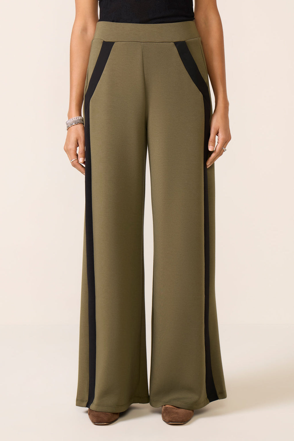 Women's AirEssentials Striped Track Pants