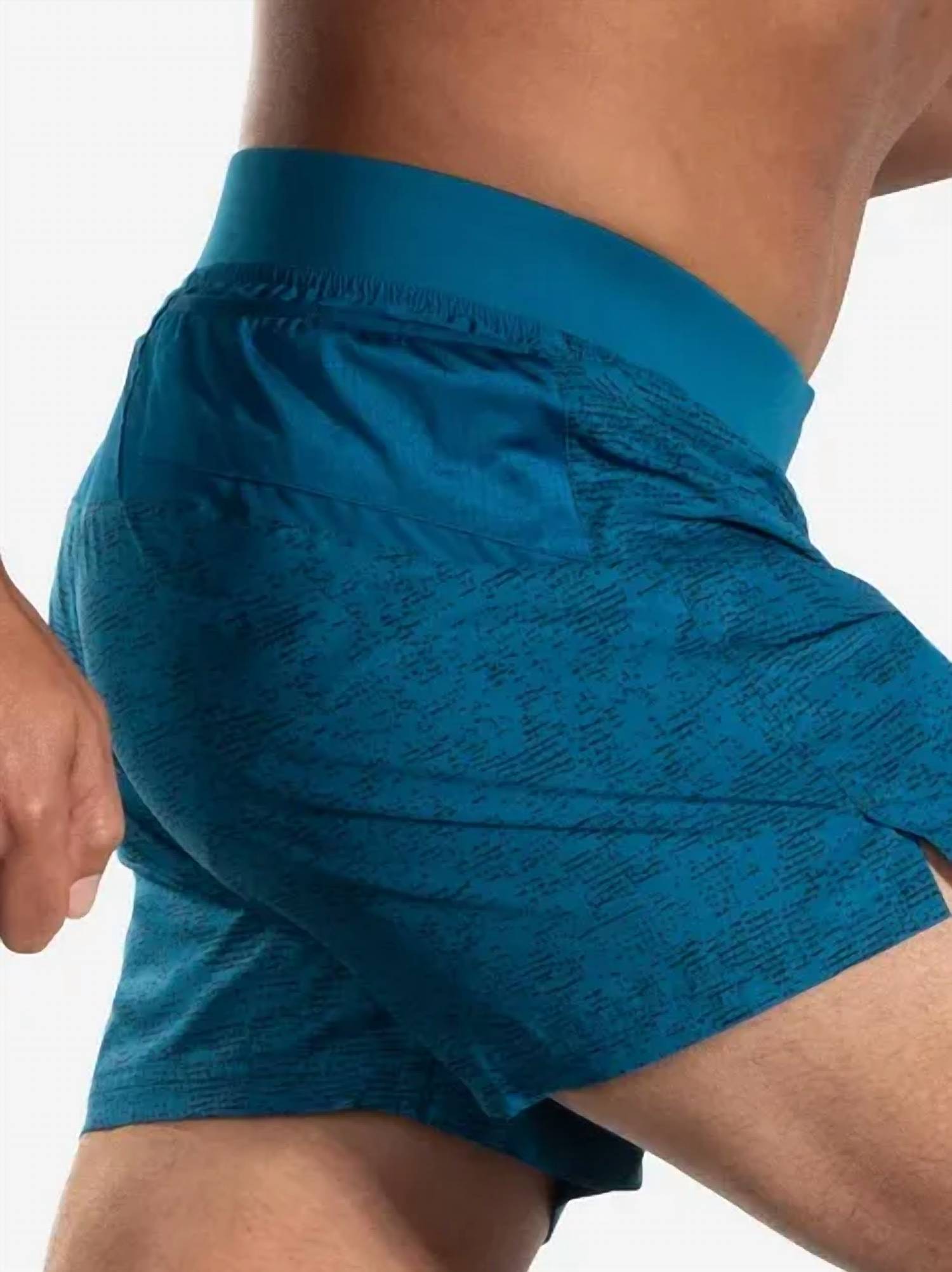 Sherpa 5" Shorts In Dark Ocean Terrain Print