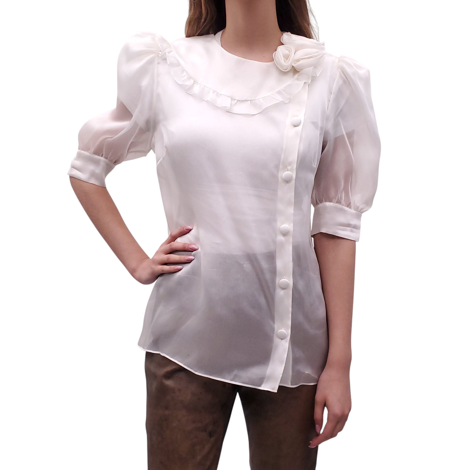 ALESSANDRA RICH FLORAL APPLIQUÉ CREAM BLOUSE - SIZE 44 (FITS SMALL)
