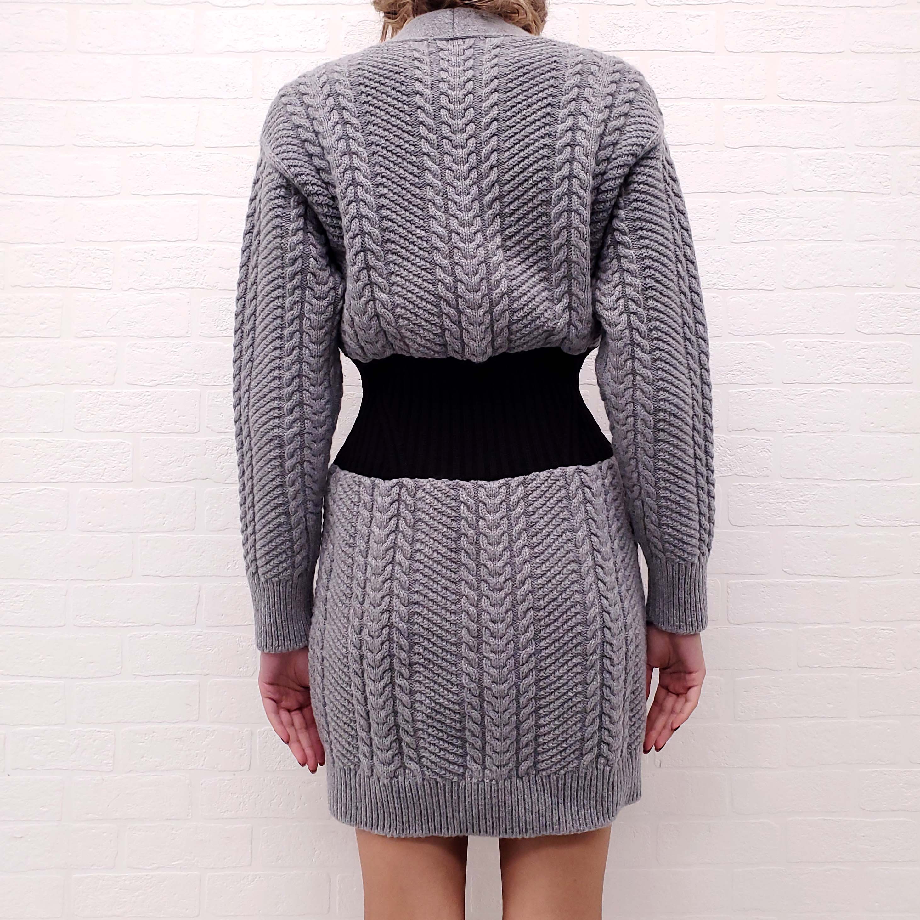 ALEXANDER MCQUEEN GREY AND BLACK CABLE KNIT DRESS - SIZE S