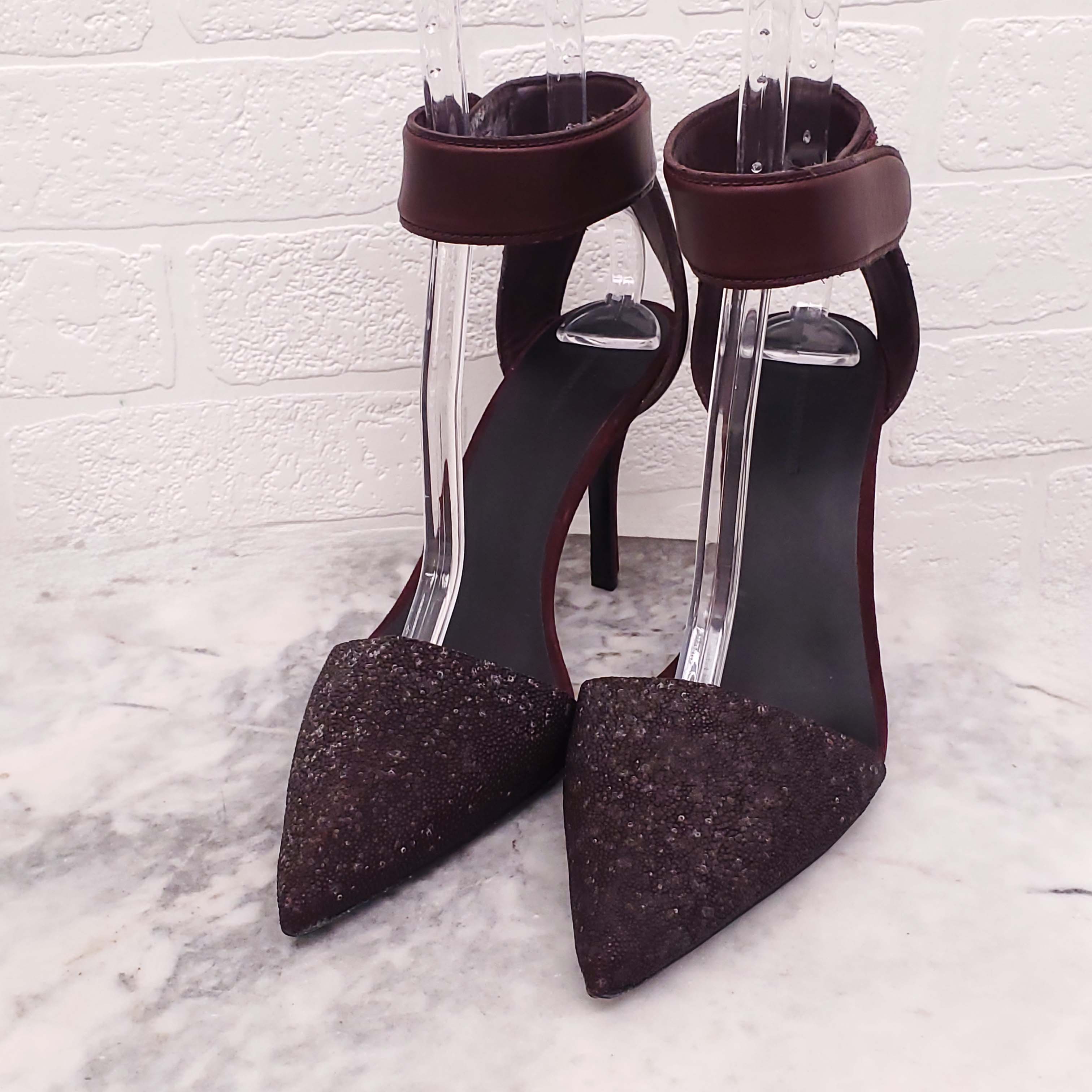 ALEXANDER WANG BURGUNDY PEBBLED LEATHER HEELS WITH STRAPS - SIZE 39
