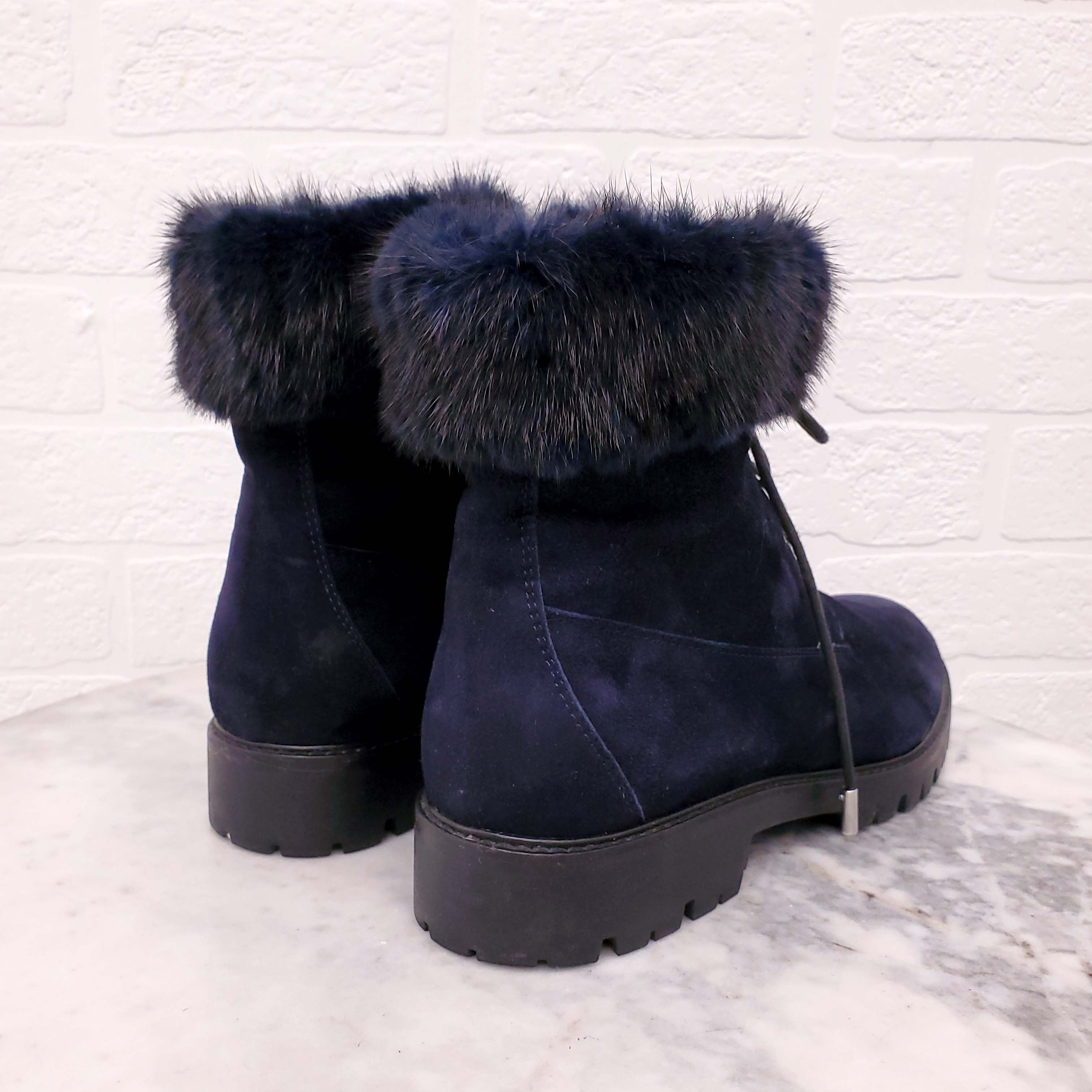 AQUAZZURA NAVY SUEDE BOOTS WITH FUR - SIZE 40.5