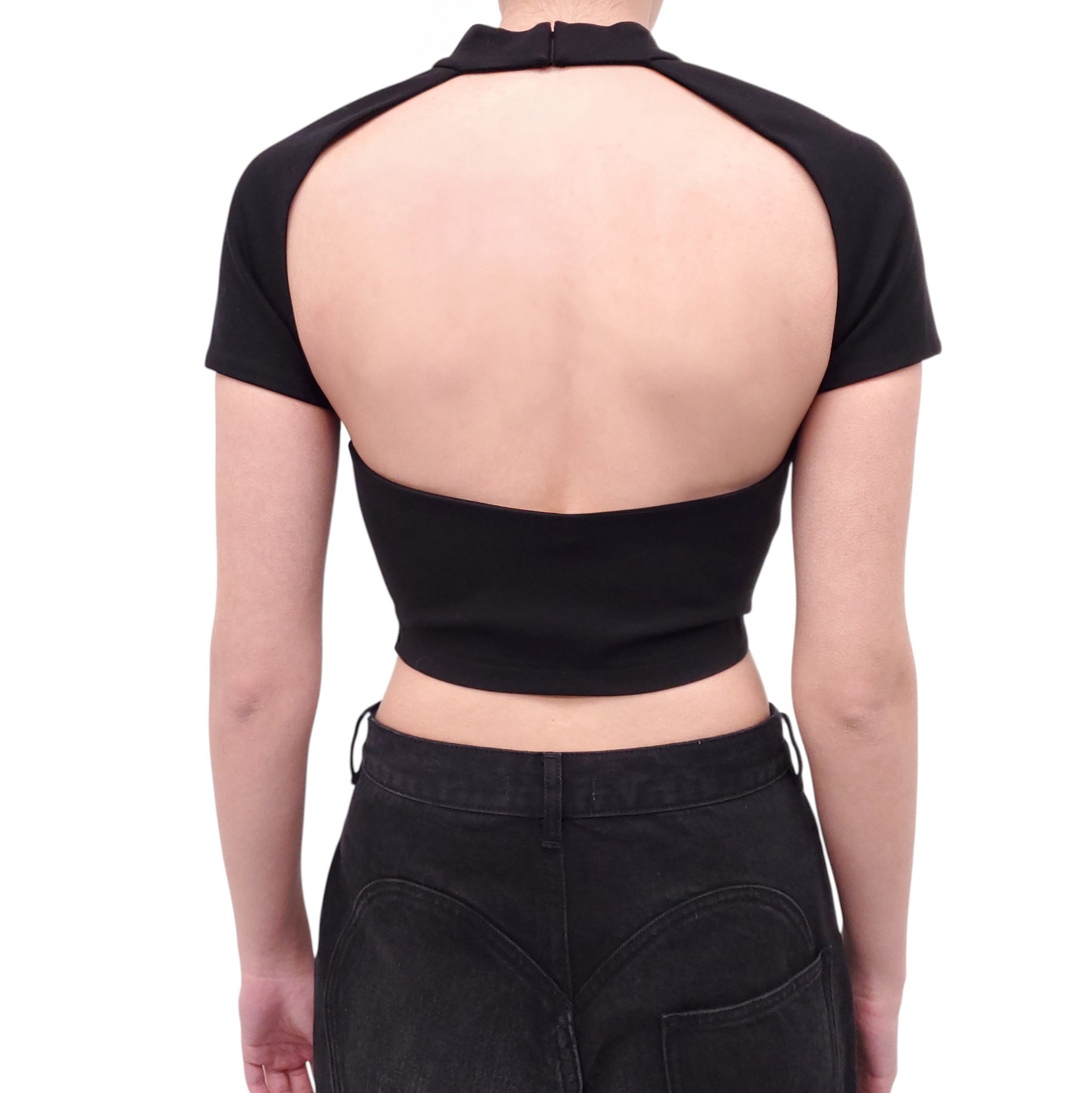 AREA BLACK CRYSTAL MUSSEL CUP T-SHIRT - SIZE S