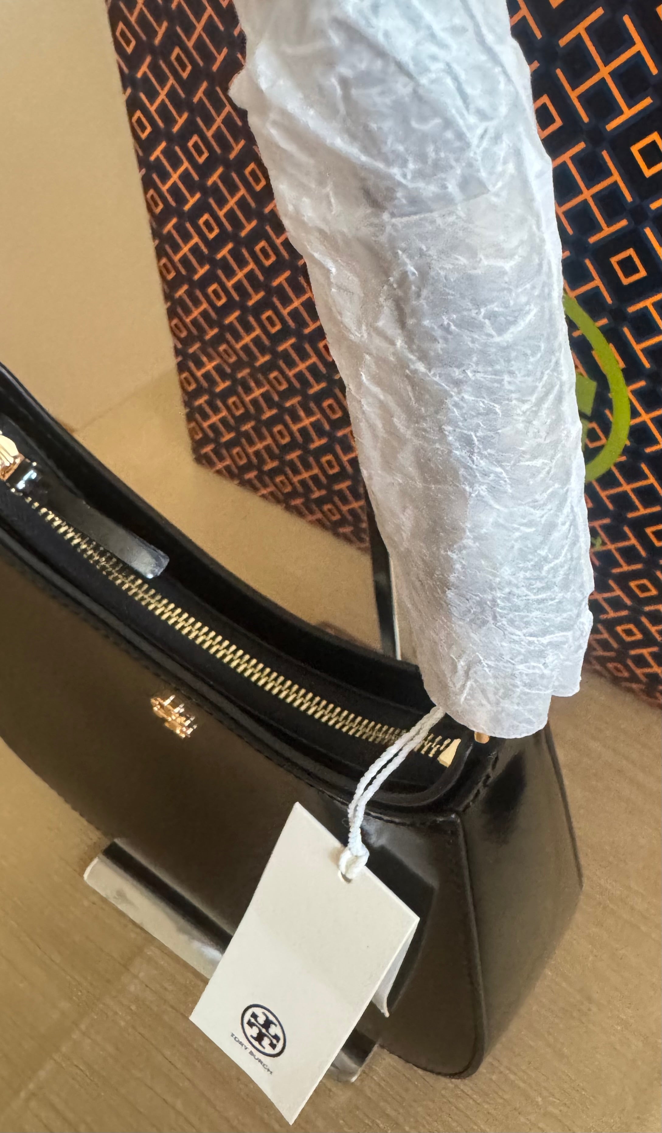 NWT Tory Burch Emerson Patent Leather Shoulder Bag In Gold/Black