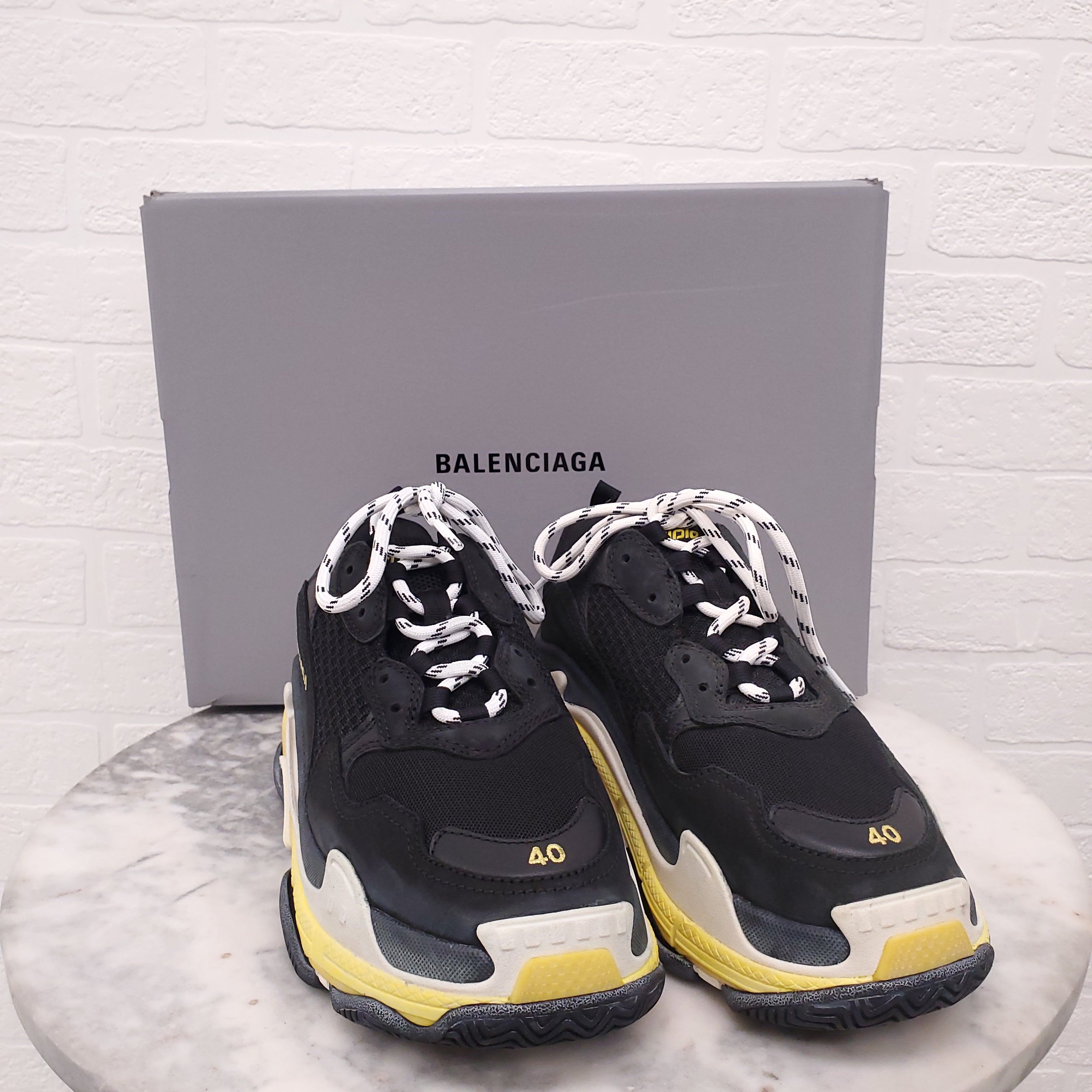 BALENCIAGA BLACK AND YELLOW TRIPLE S SNEAKERS - SIZE 40