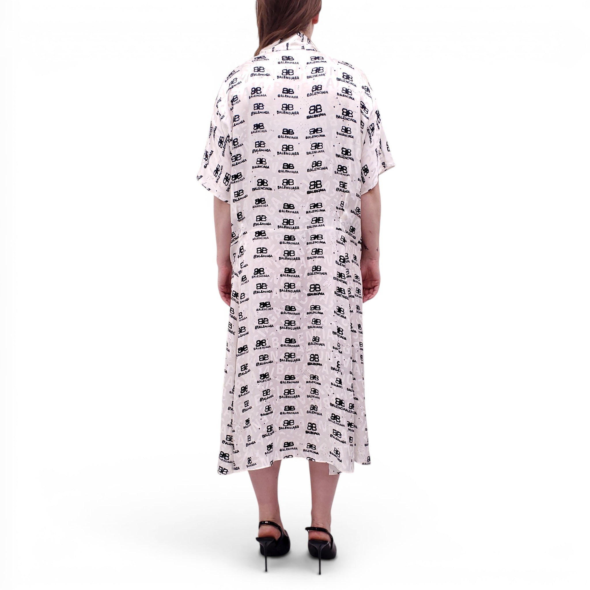 BALENCIAGA WHITE AND BLACK LOGO JACQUARD SHIRT DRESS - SIZE 1 (S)