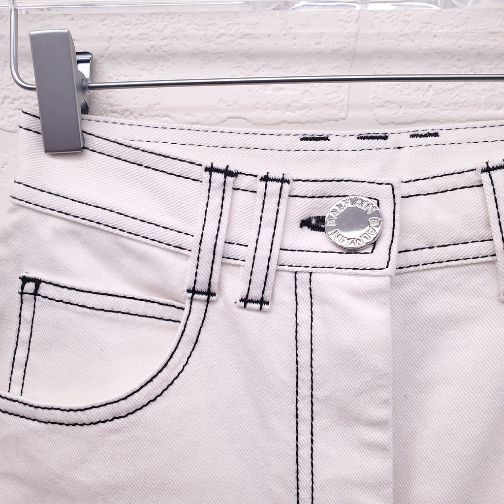 BALMAIN WHITE JEANS WITH BLACK STITCHING - SIZE 34