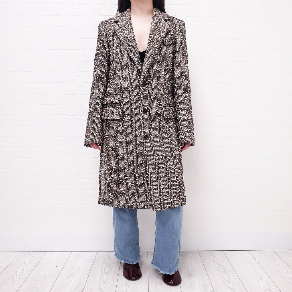 BOTTEGA VENETA BROWN HERRINGBONE LONG COAT WITH TRIANGLE POCKET - SIZE 38