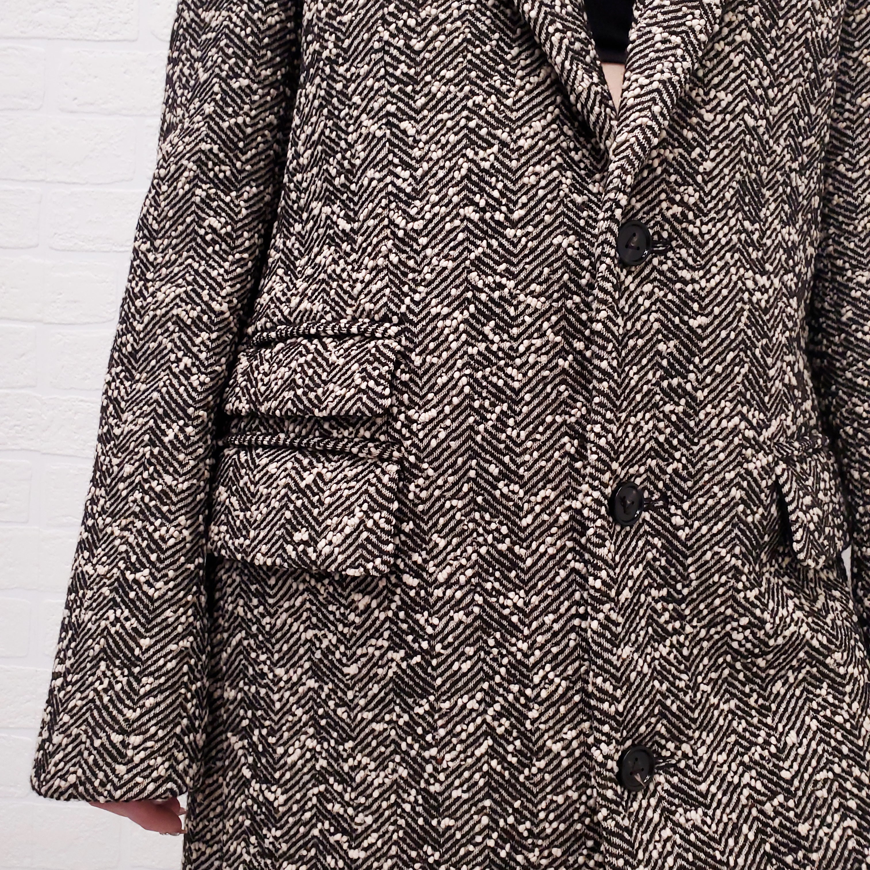 BOTTEGA VENETA BROWN HERRINGBONE LONG COAT WITH TRIANGLE POCKET - SIZE 38