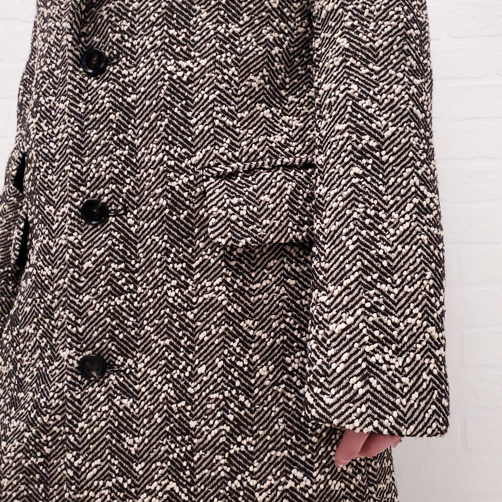 BOTTEGA VENETA BROWN HERRINGBONE LONG COAT WITH TRIANGLE POCKET - SIZE 38