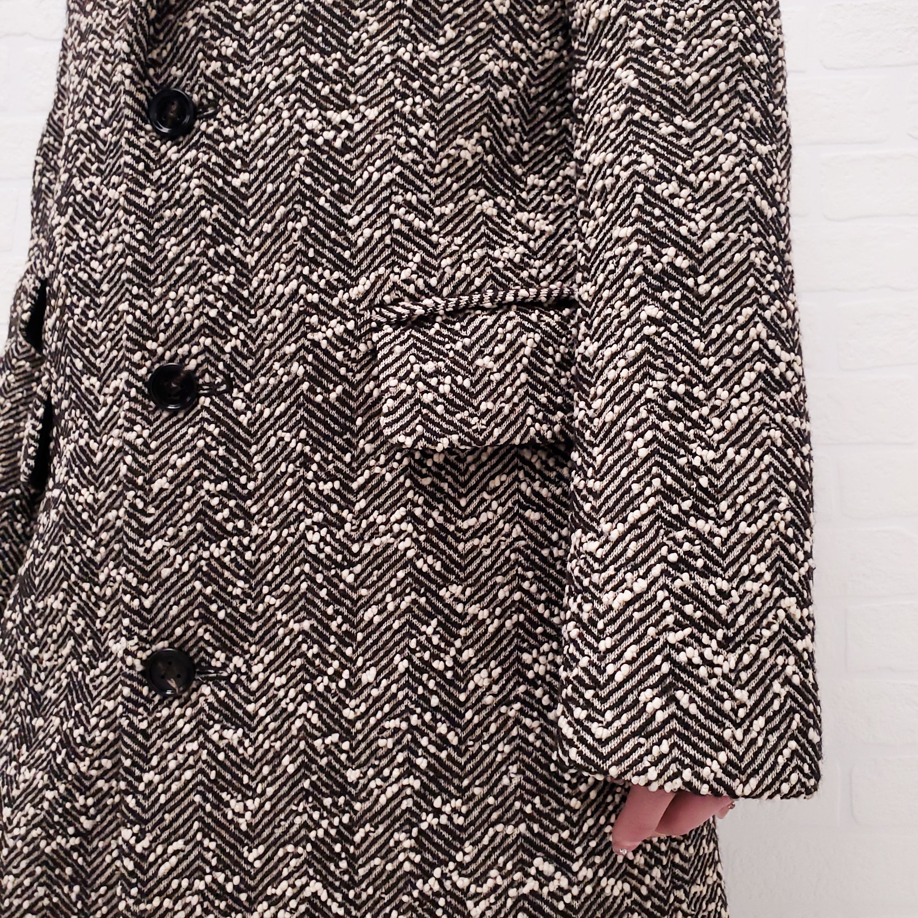 BOTTEGA VENETA BROWN HERRINGBONE LONG COAT WITH TRIANGLE POCKET - SIZE 38