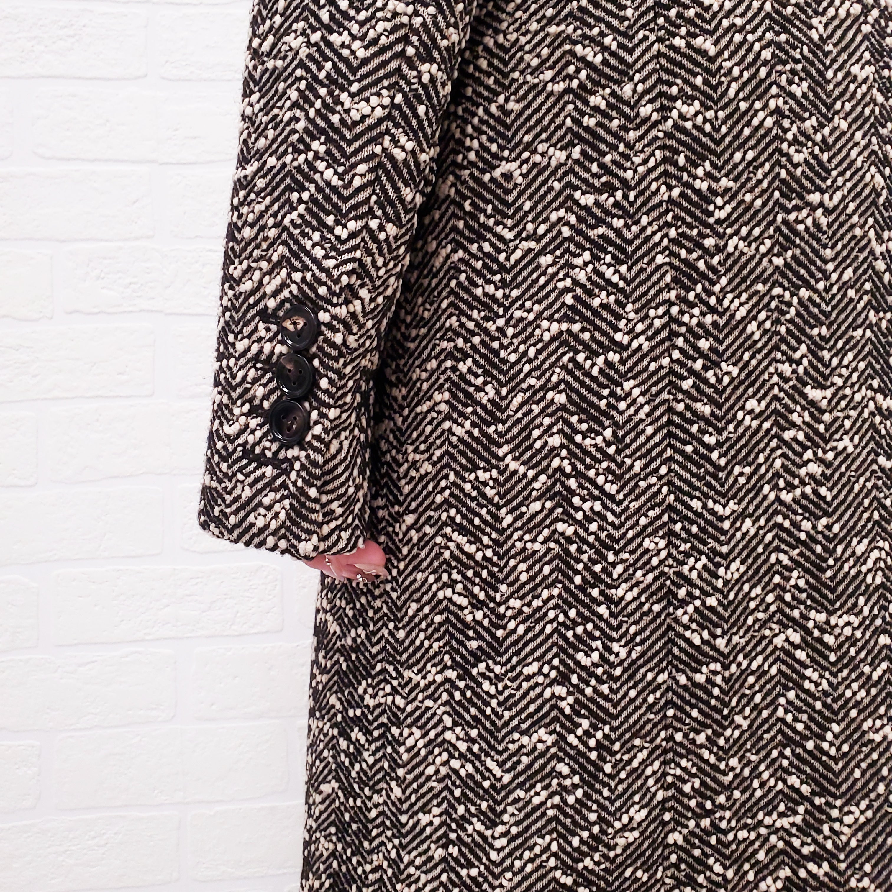 BOTTEGA VENETA BROWN HERRINGBONE LONG COAT WITH TRIANGLE POCKET - SIZE 38