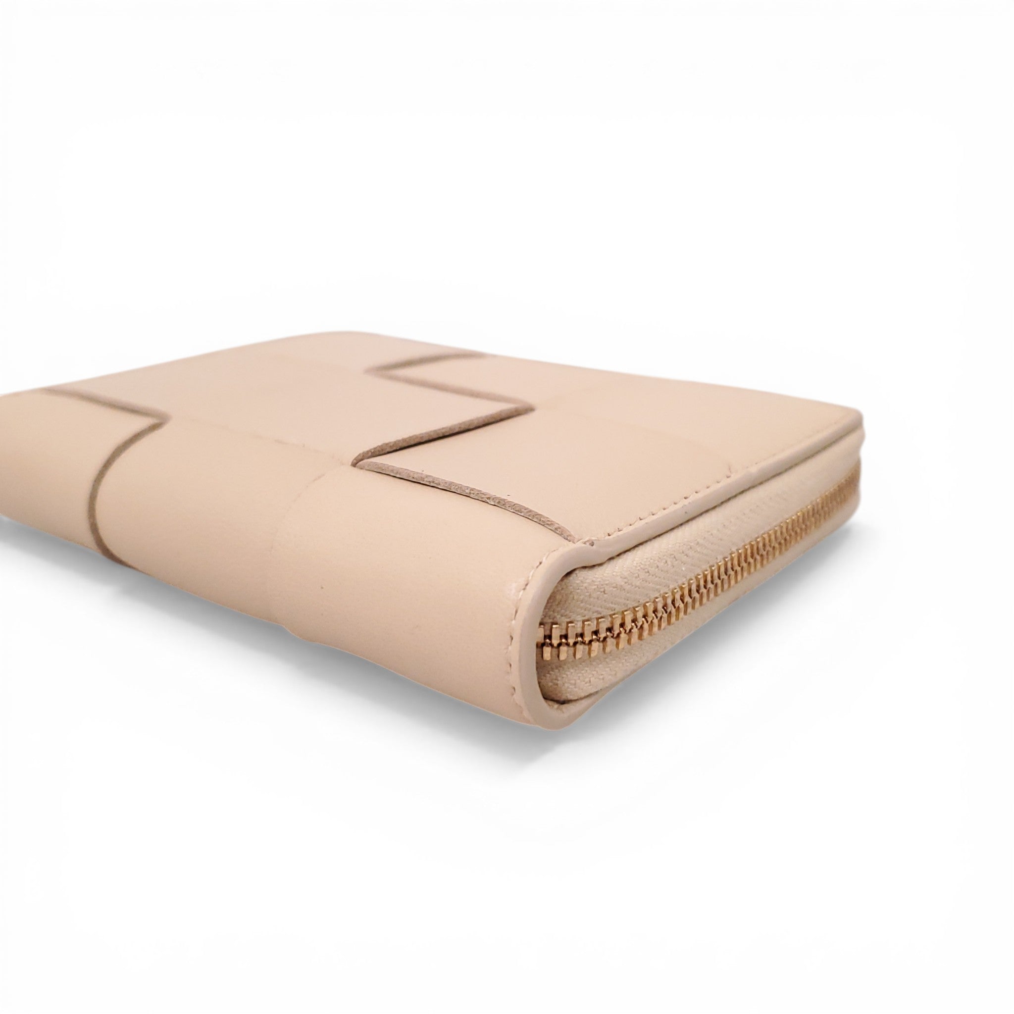 BOTTEGA VENETA NUDE INTRECCIATO BI-FOLD WALLET