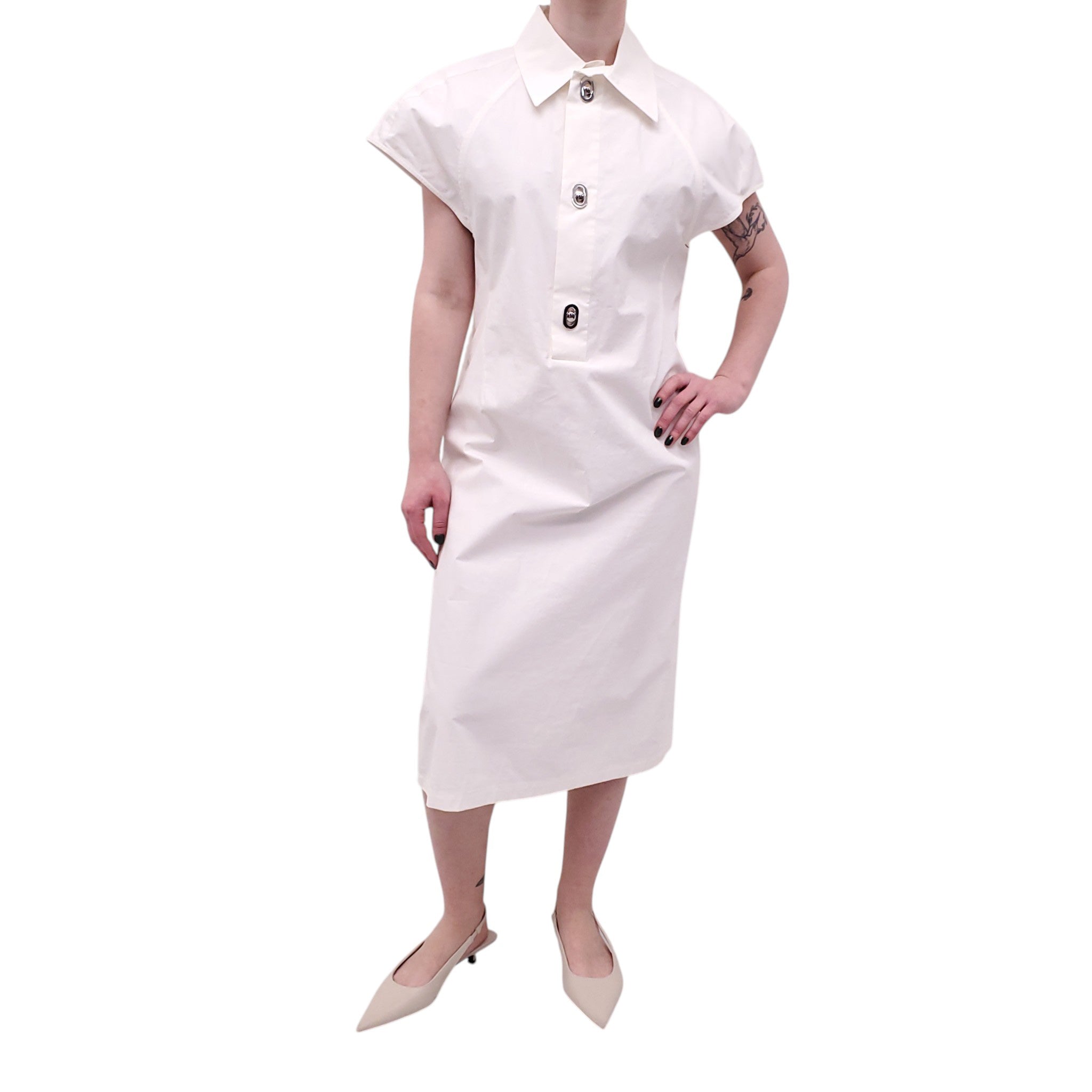 BOTTEGA VENETA WHITE SHORT SLEEVE TUNIC DRESS WITH SILVER CLASPS - SIZE 44