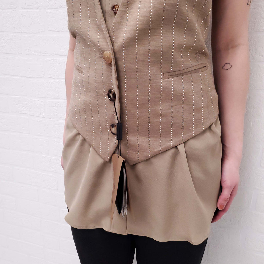 BURBERRY COTTON AND SILK SLEEVELESS BLOUSE WITH CRYSTAL VEST - SIZE 2