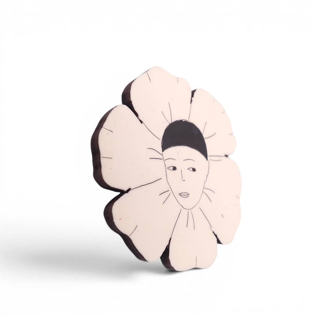 BUTLER & WILSON VINTAGE BROOCH