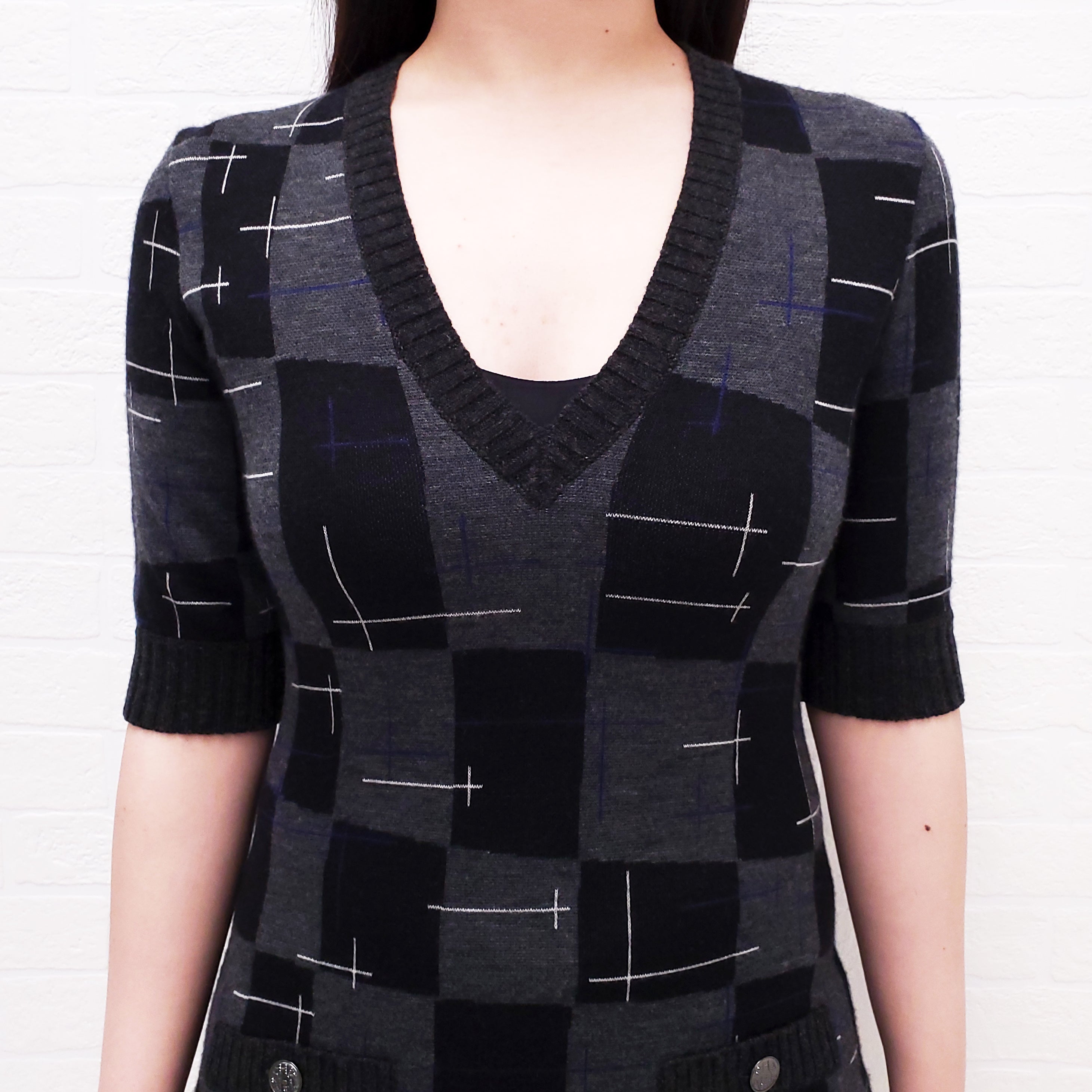 CHANEL 2021 GREY CASHMERE 'COCO CHANEL' LOGO DRESS - SIZE 34