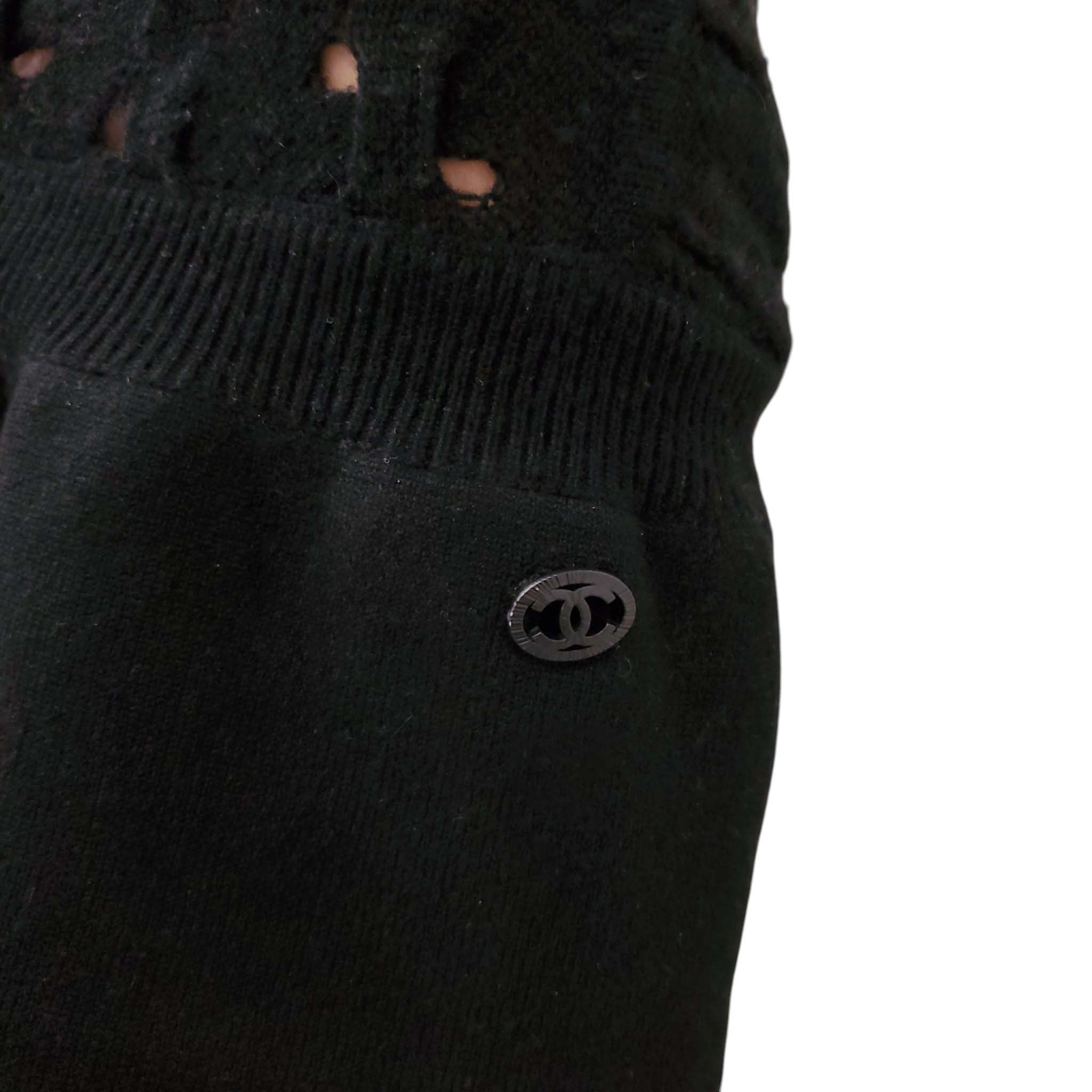 CHANEL BLACK CASHMERE SWEATER DRESS - SIZE 38