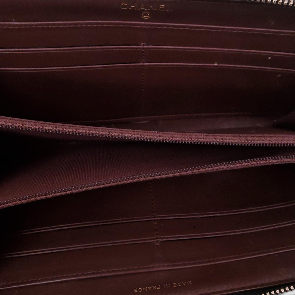 CHANEL BLACK CAVIAR LEATHER ZIP-AROUND WALLET