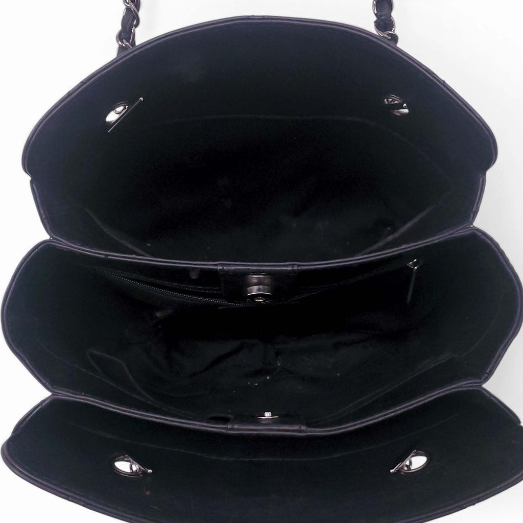 CHANEL BLACK HAMPTONS SHOPPING TOTE BAG