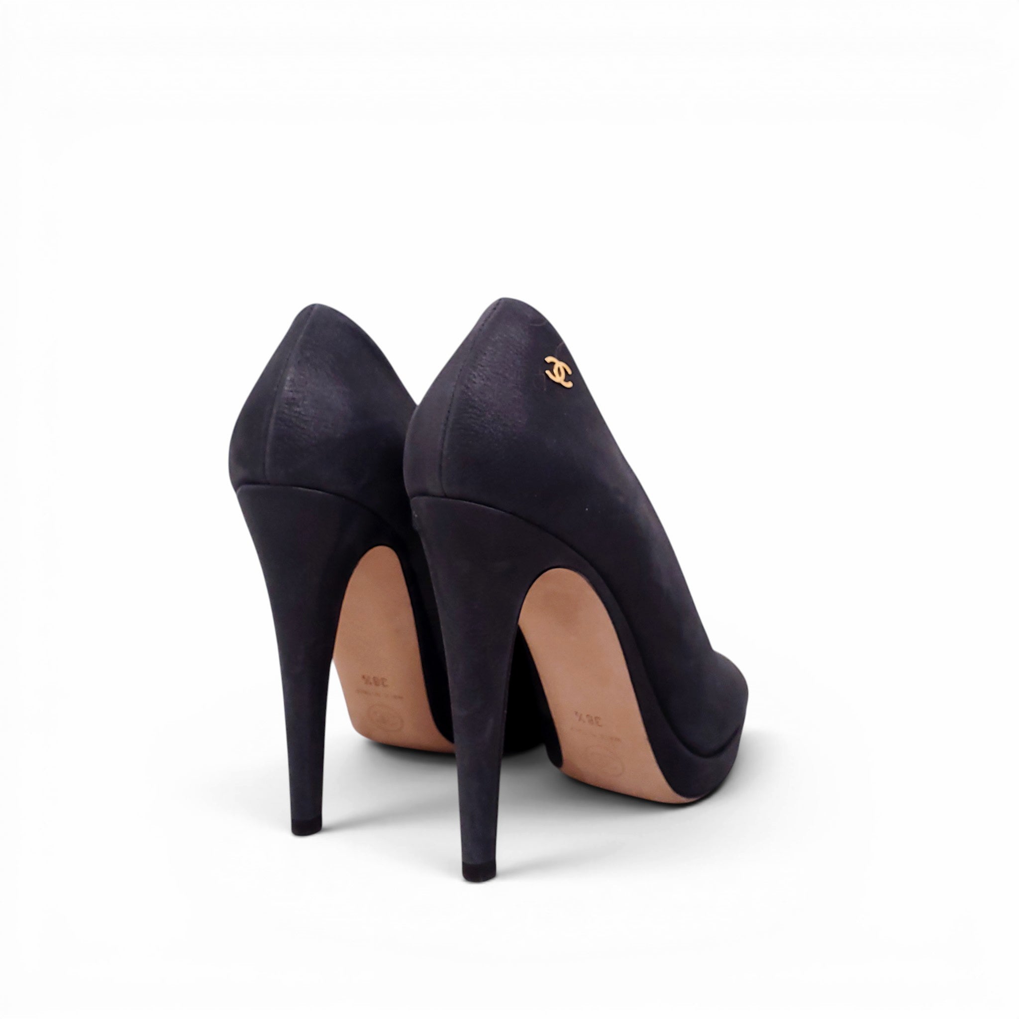 CHANEL BLACK HEELS WITH GOLD CAP TOE AND CC LOGO - SIZE 38.5