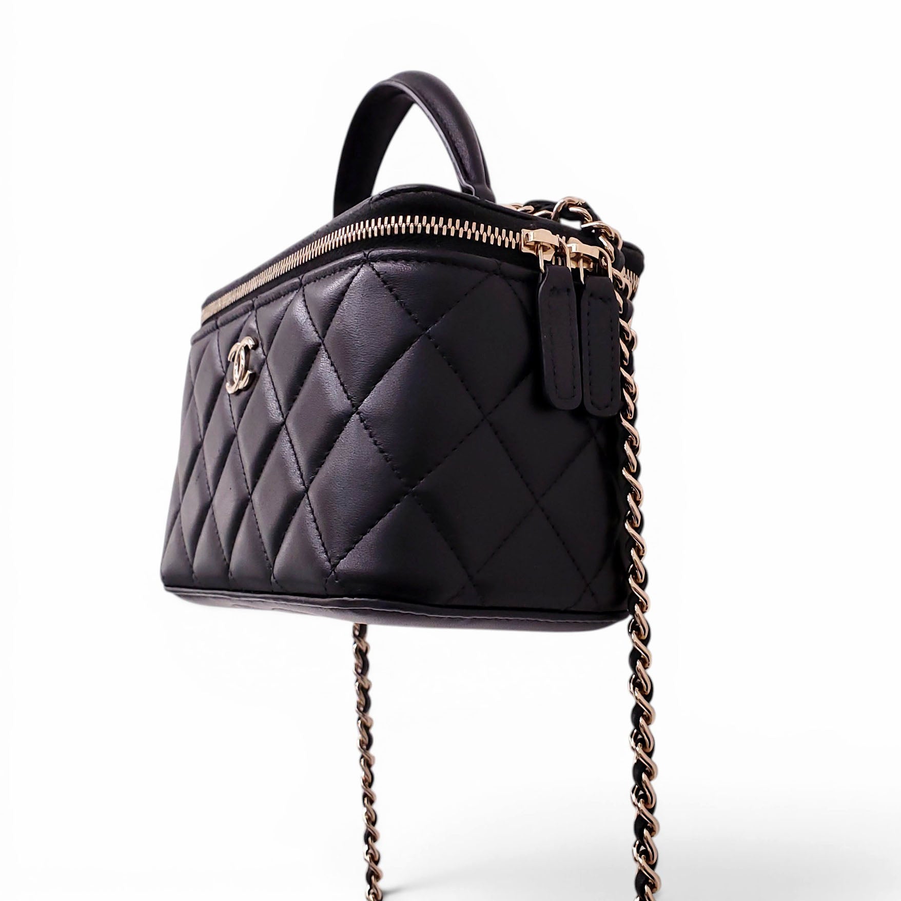 CHANEL BLACK LAMBSKIN QUILTED CC TOP HANDLE VANITY CASE CROSSBODY BAG