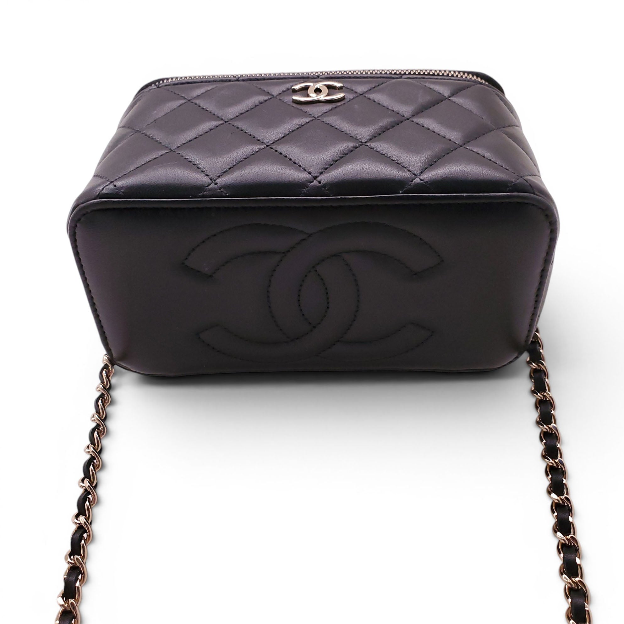 CHANEL BLACK LAMBSKIN QUILTED CC TOP HANDLE VANITY CASE CROSSBODY BAG
