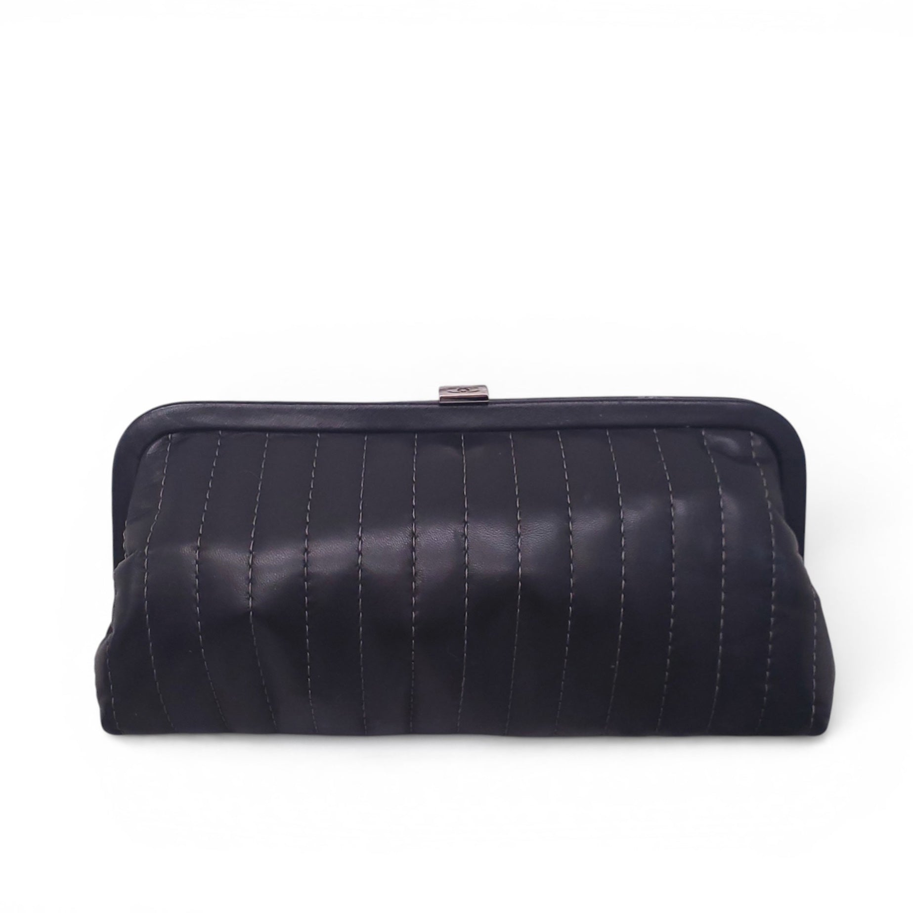 CHANEL BLACK MADEMOISELLE LIGNE CLUTCH