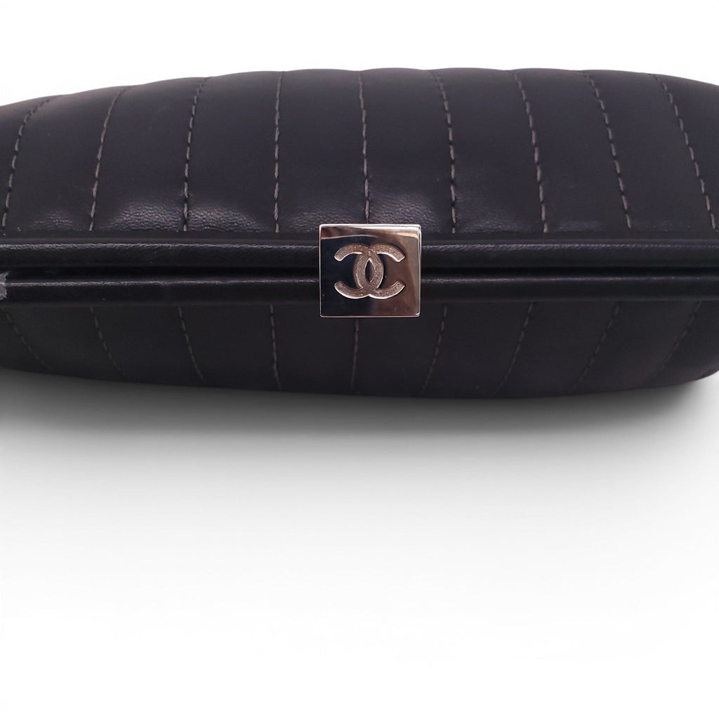 CHANEL BLACK MADEMOISELLE LIGNE CLUTCH