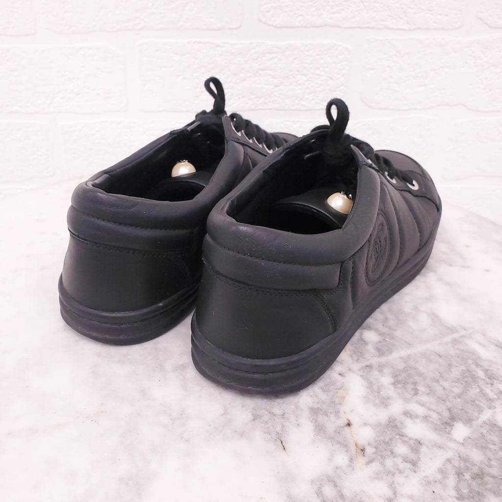 CHANEL BLACK SNEAKERS WITH PEARL DETAIL - SIZE 38.5