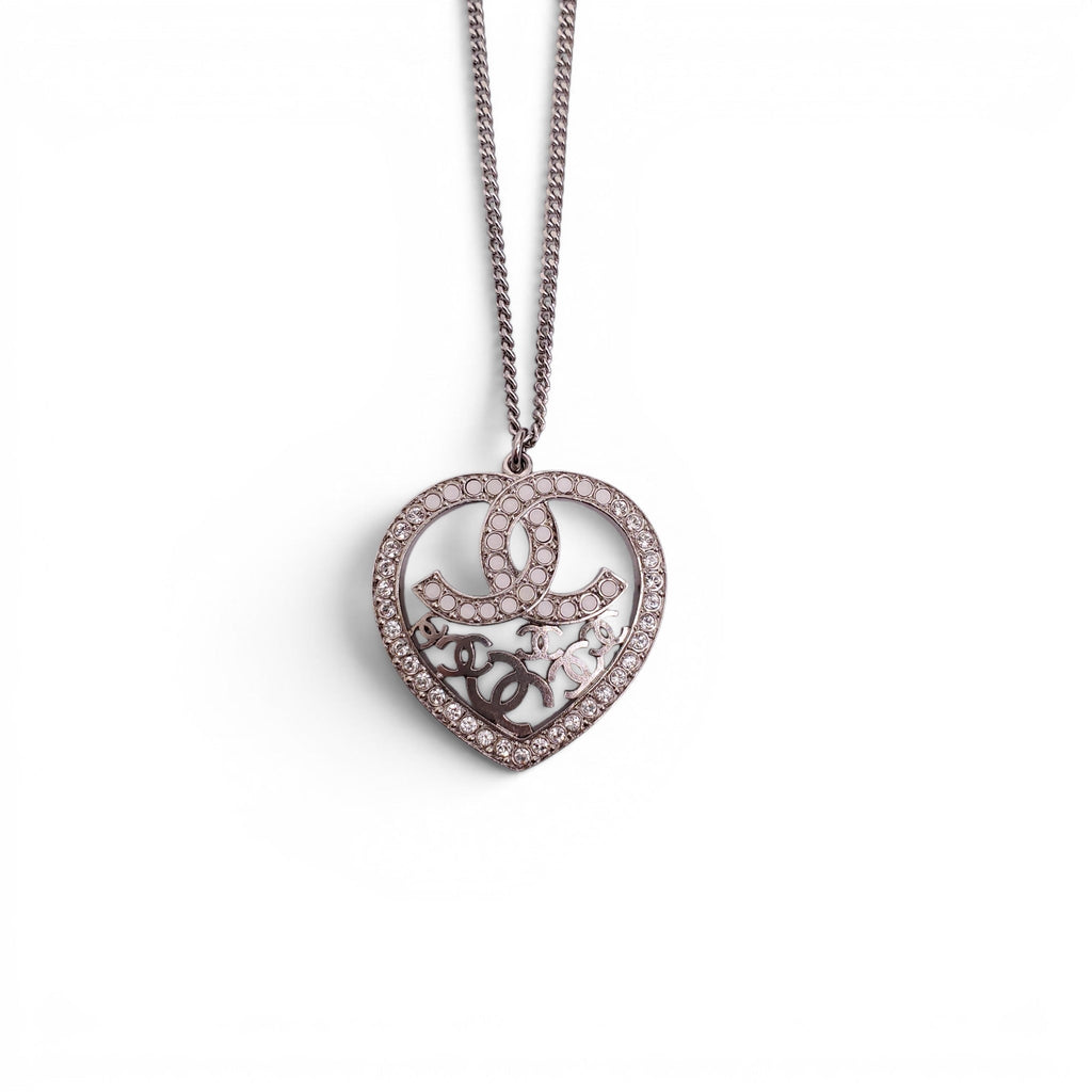CHANEL CC HEART PEARL AND CRYSTAL GOLD TONE NECKLACE