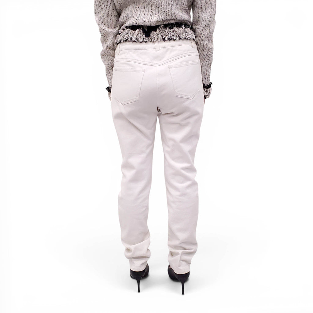CHANEL CREAM JEANS WITH LOGO BUTTON - SIZE 40