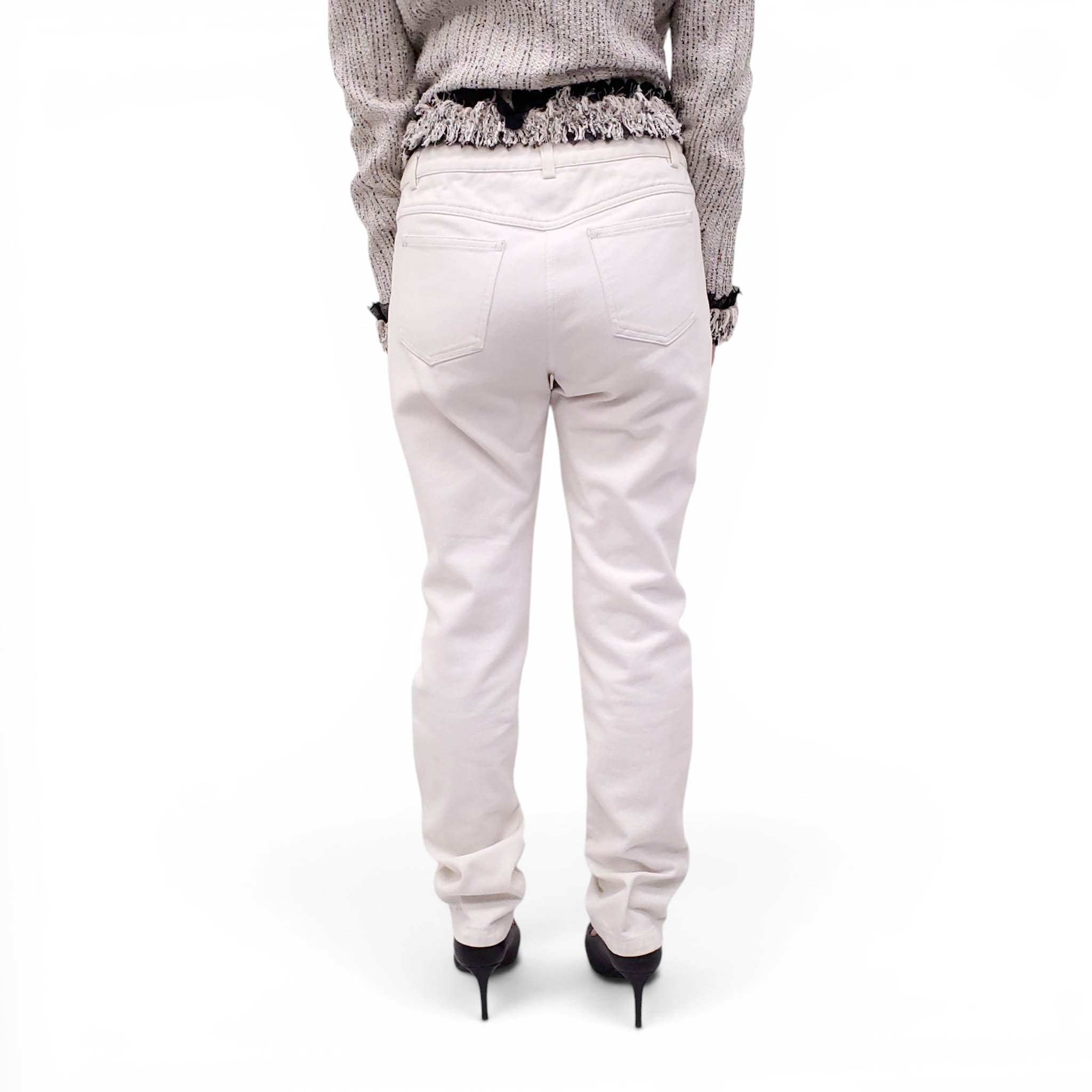 CHANEL CREAM JEANS WITH LOGO BUTTON - SIZE 40