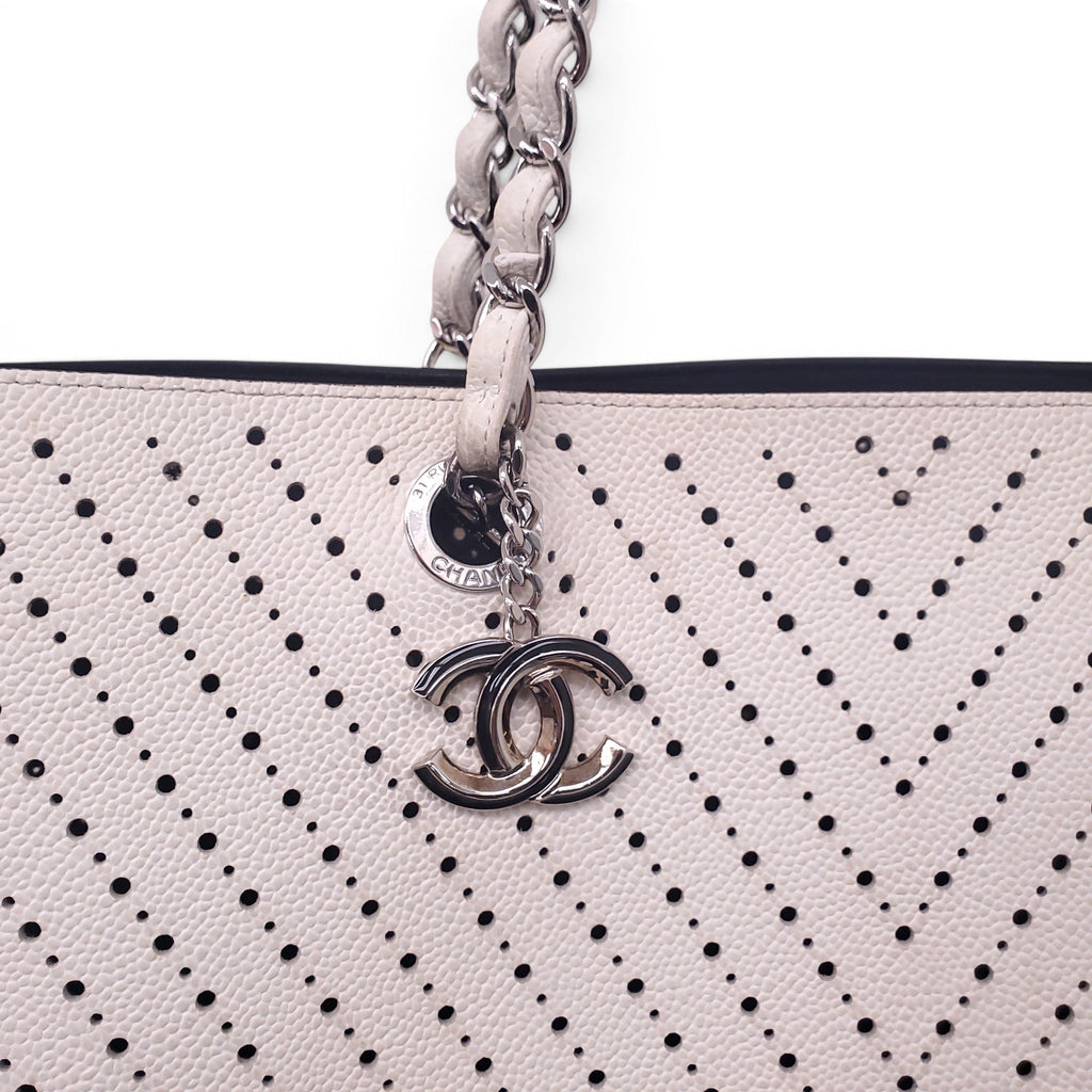 CHANEL CREAM PERFORATED TOTE BAG WITH CC LOGO