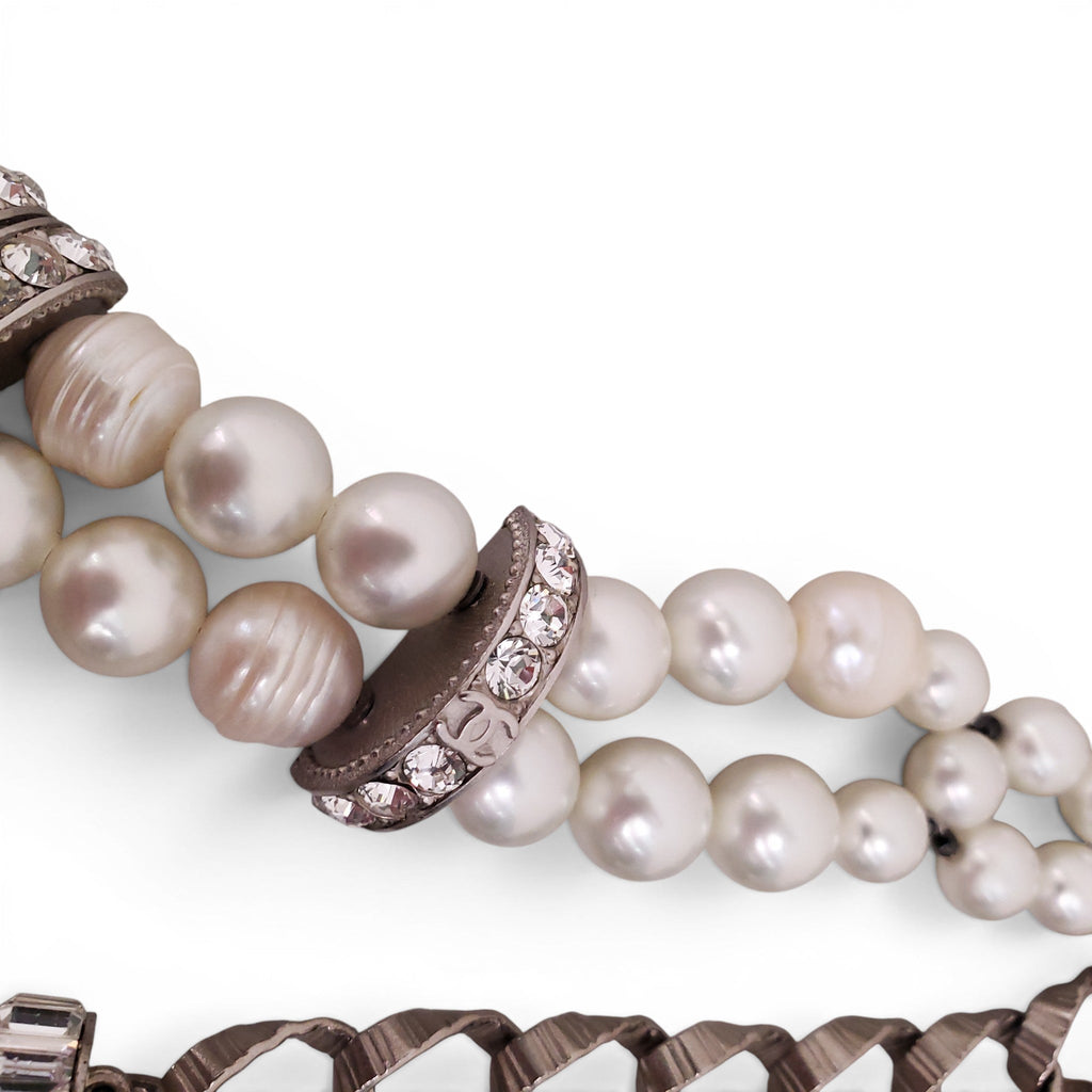 CHANEL FAUX PEARL CRYSTAL BELT