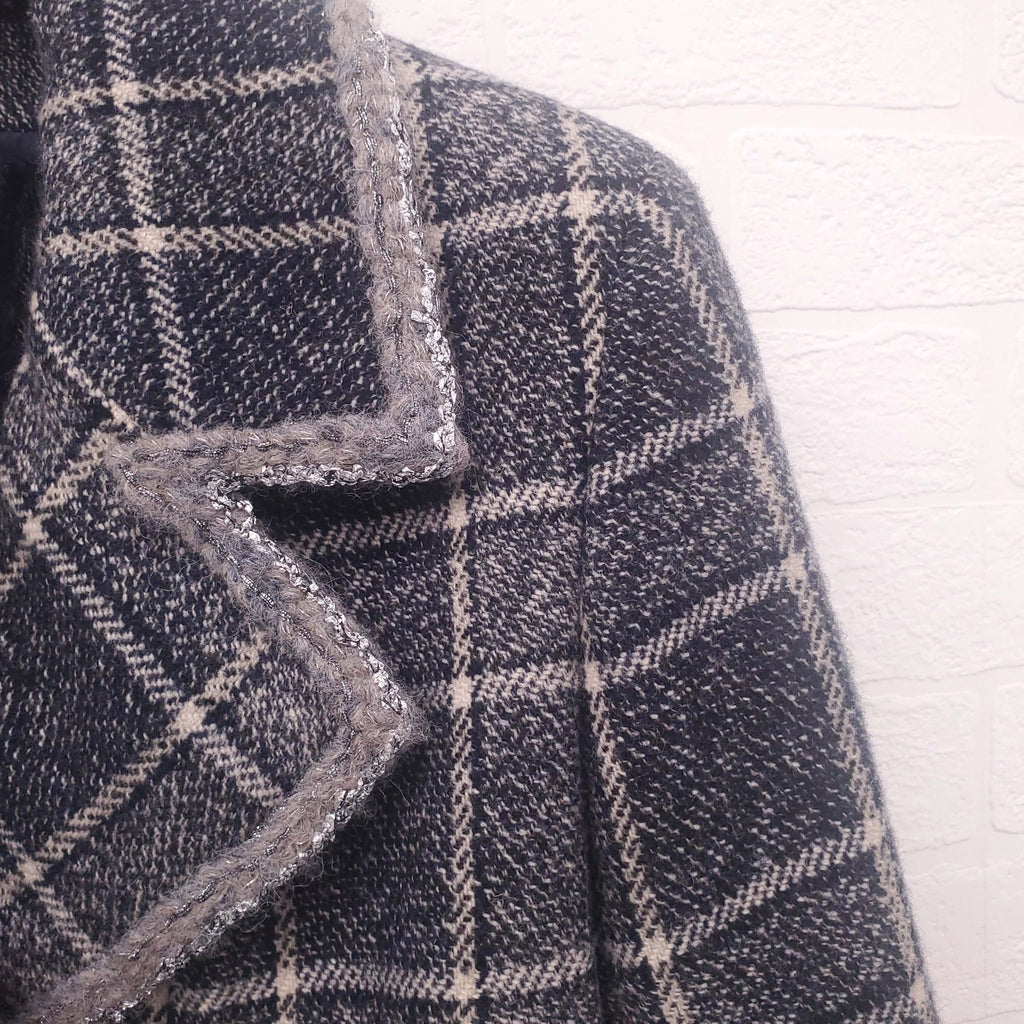 CHANEL GREY METALLIC TWEED PLAID JACKET WITH CRYSTAL LOGO BUTTONS - SIZE 40