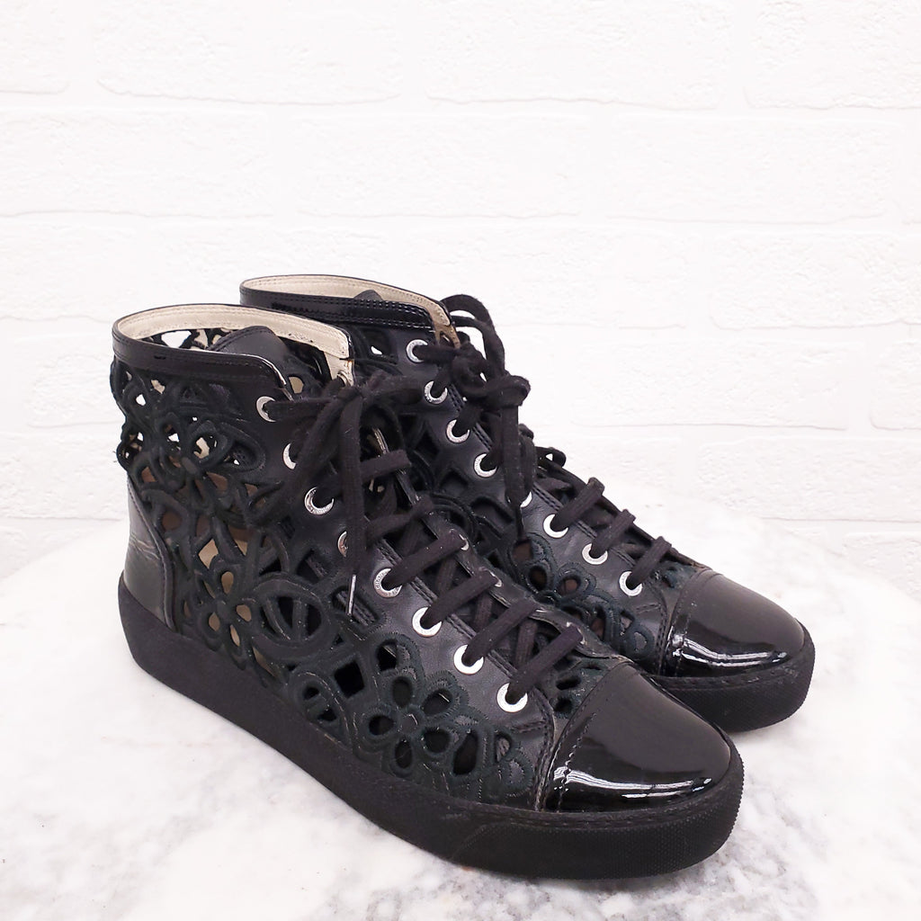 CHANEL LACE BLACK HIGHTOP SNEAKERS - SIZE 40