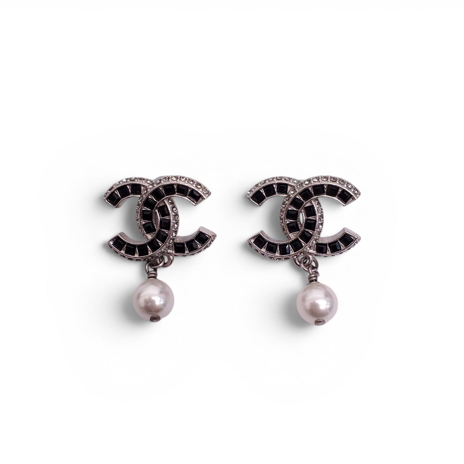 CHANEL LOGO PEARL DROP EARRINGS