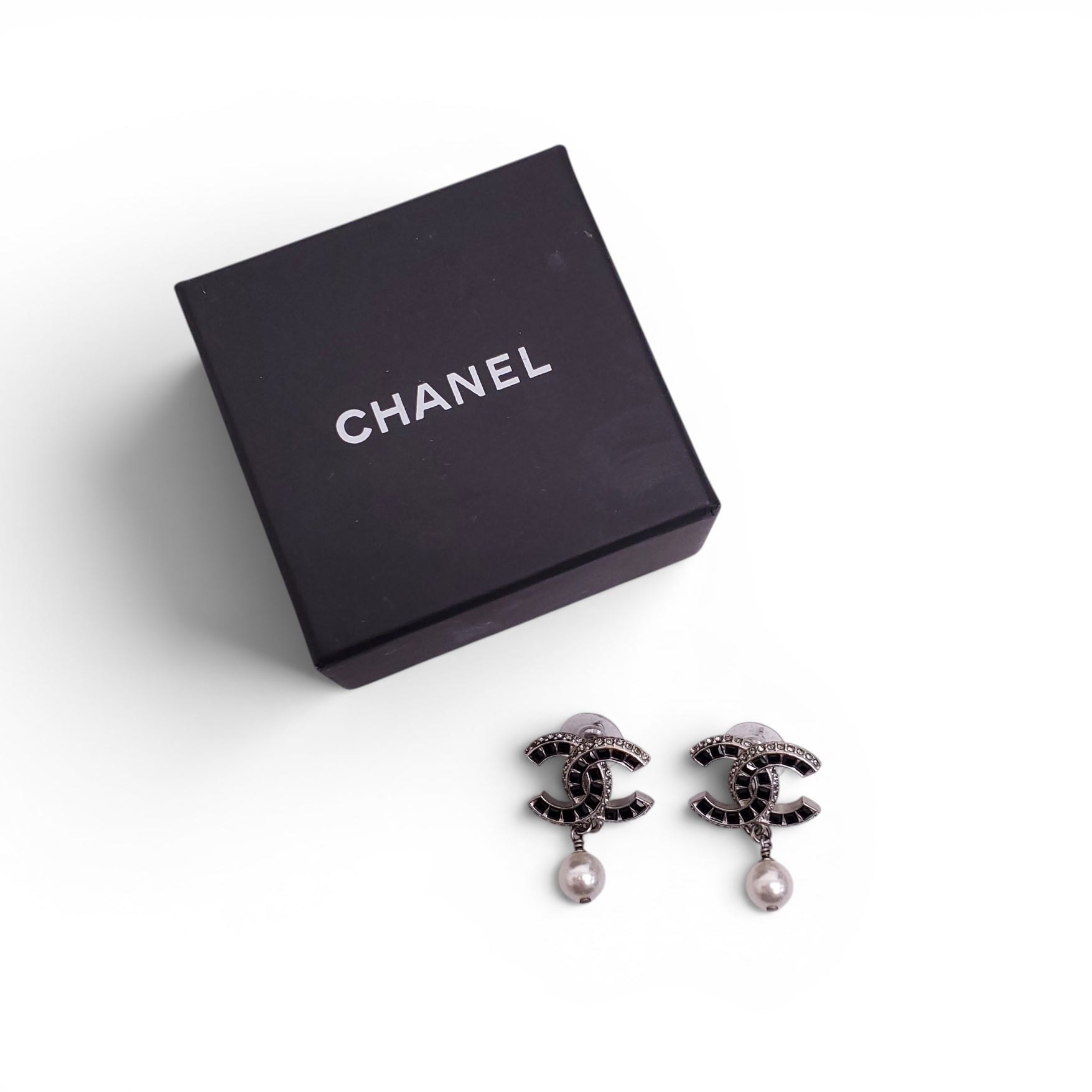 CHANEL LOGO PEARL DROP EARRINGS
