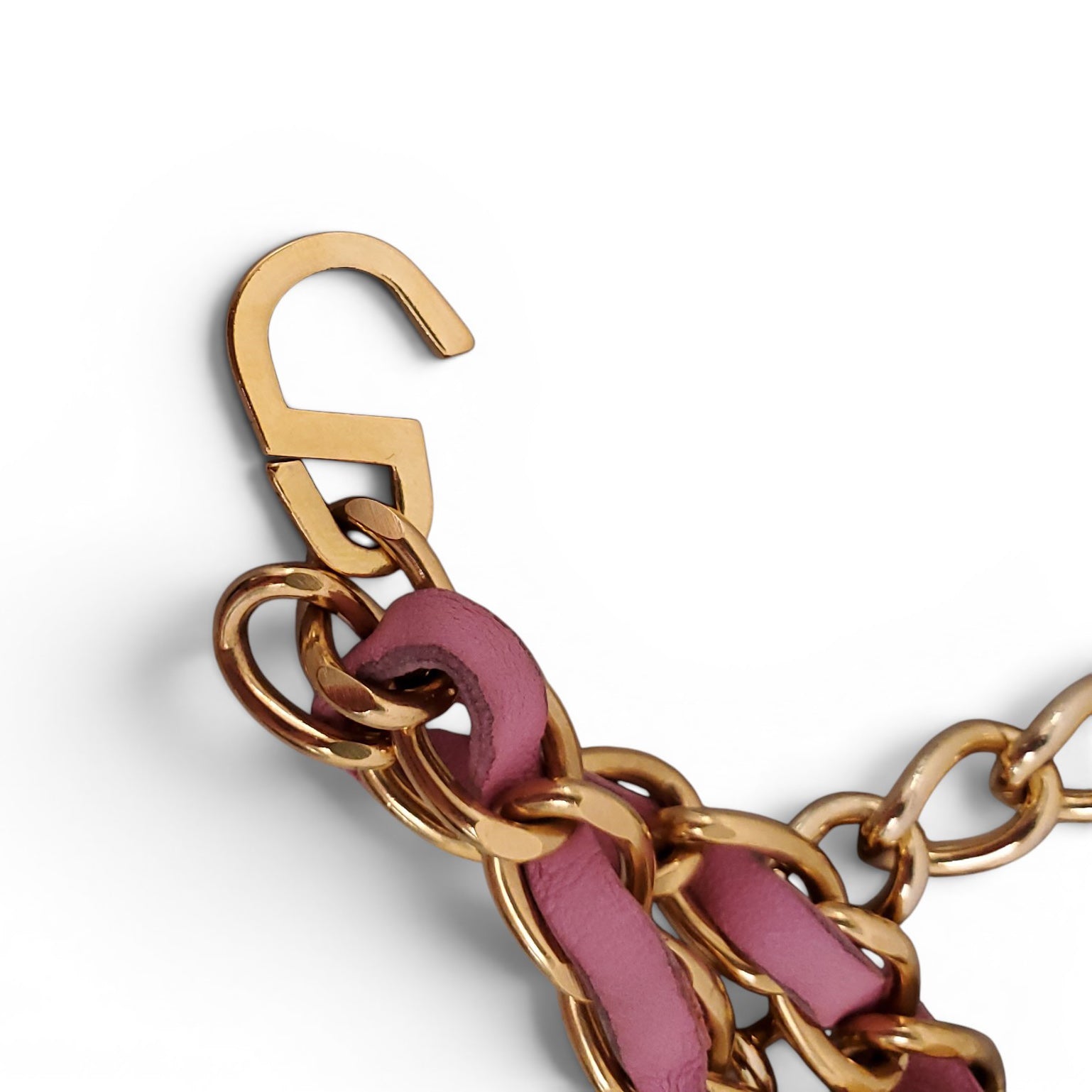 CHANEL PINK LEATHER CHAIN BELT WITH FOUR LEAF CLOVER AND LOGO