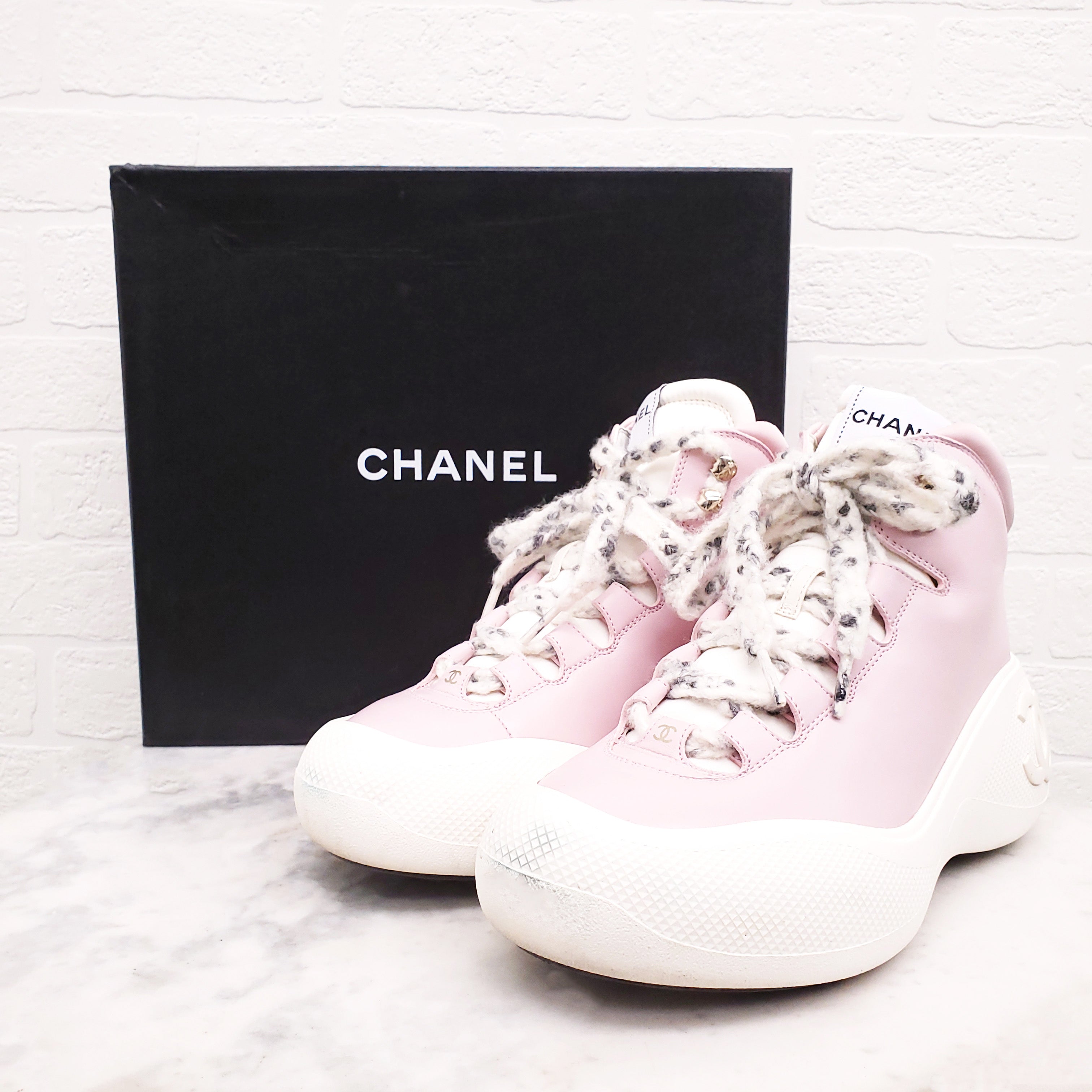 CHANEL PINK LEATHER LOGO BOOTS - SIZE 38.5