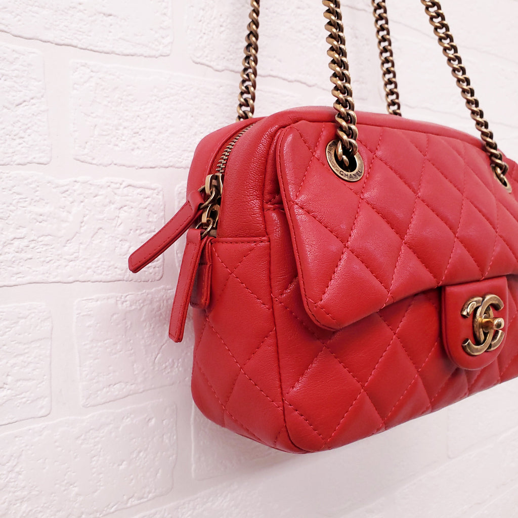 CHANEL RED QUILTED FRONT POCKET CAMERA BAG