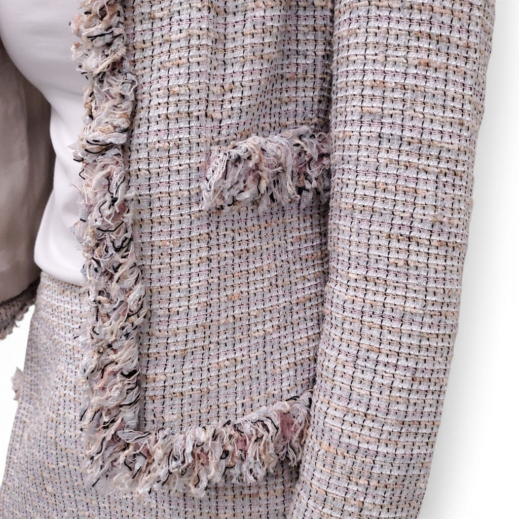 CHANEL S/S 2004 BABY BLUE AND PINK TWEED SUIT WITH FRINGE DETAIL AND PEARL BUTTONS - SIZE 38/40