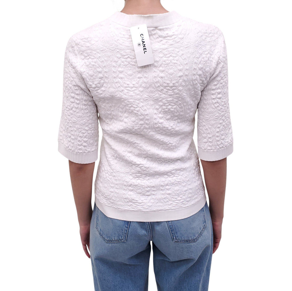 CHANEL WHITE EMBOSSED PATTERNED T-SHIRT - SIZE 36