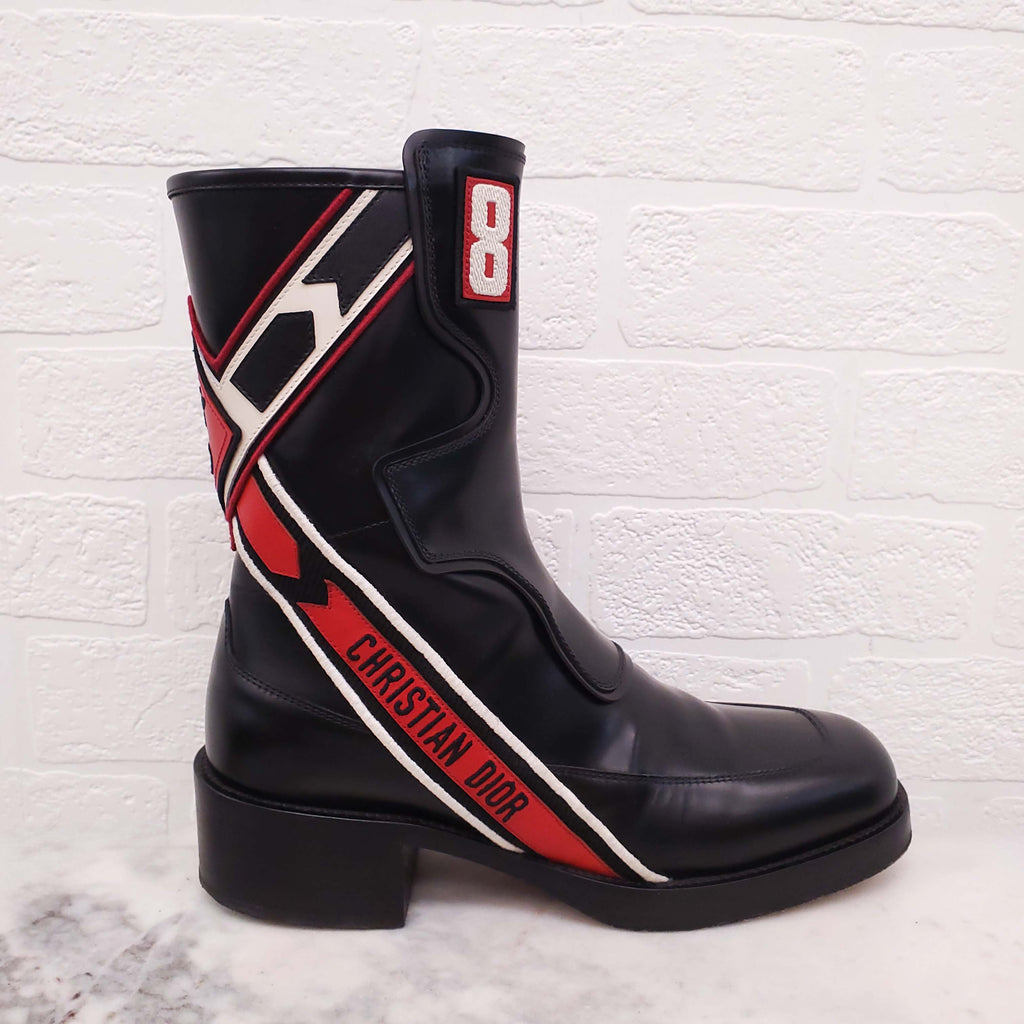 CHRISTIAN DIOR BLACK 'DIORALLY' LEATHER MOTO BOOTS - SIZE 37