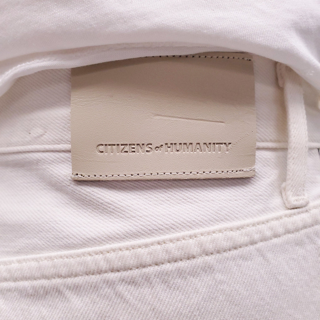 CITIZENS OF HUMANITY WHITE 'CAMILLA' DENIM SHORTS - SIZE 29