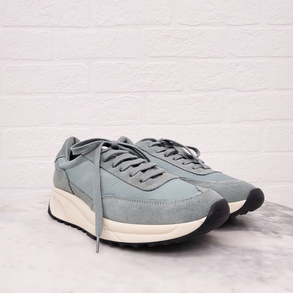 COMMON PROJECTS TURQUOISE SNEAKERS - SIZE 38
